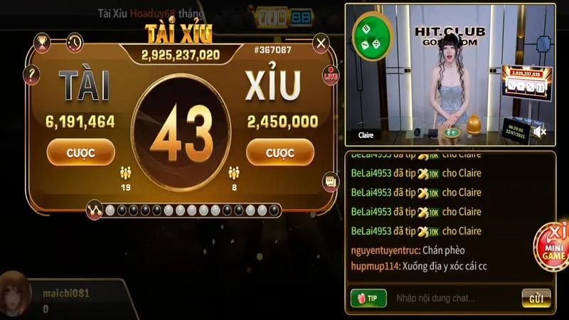 Dealer sảnh live casino cực kỳ nóng bỏng